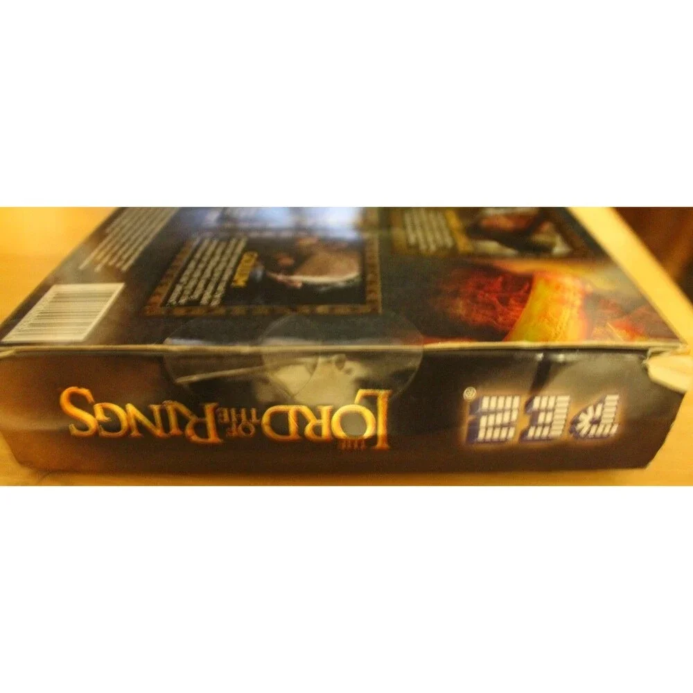 PEZ  complete set LORD OF THE RINGS COLLECTORS' SERIES SET OF 8 NEW IN BOX 2011